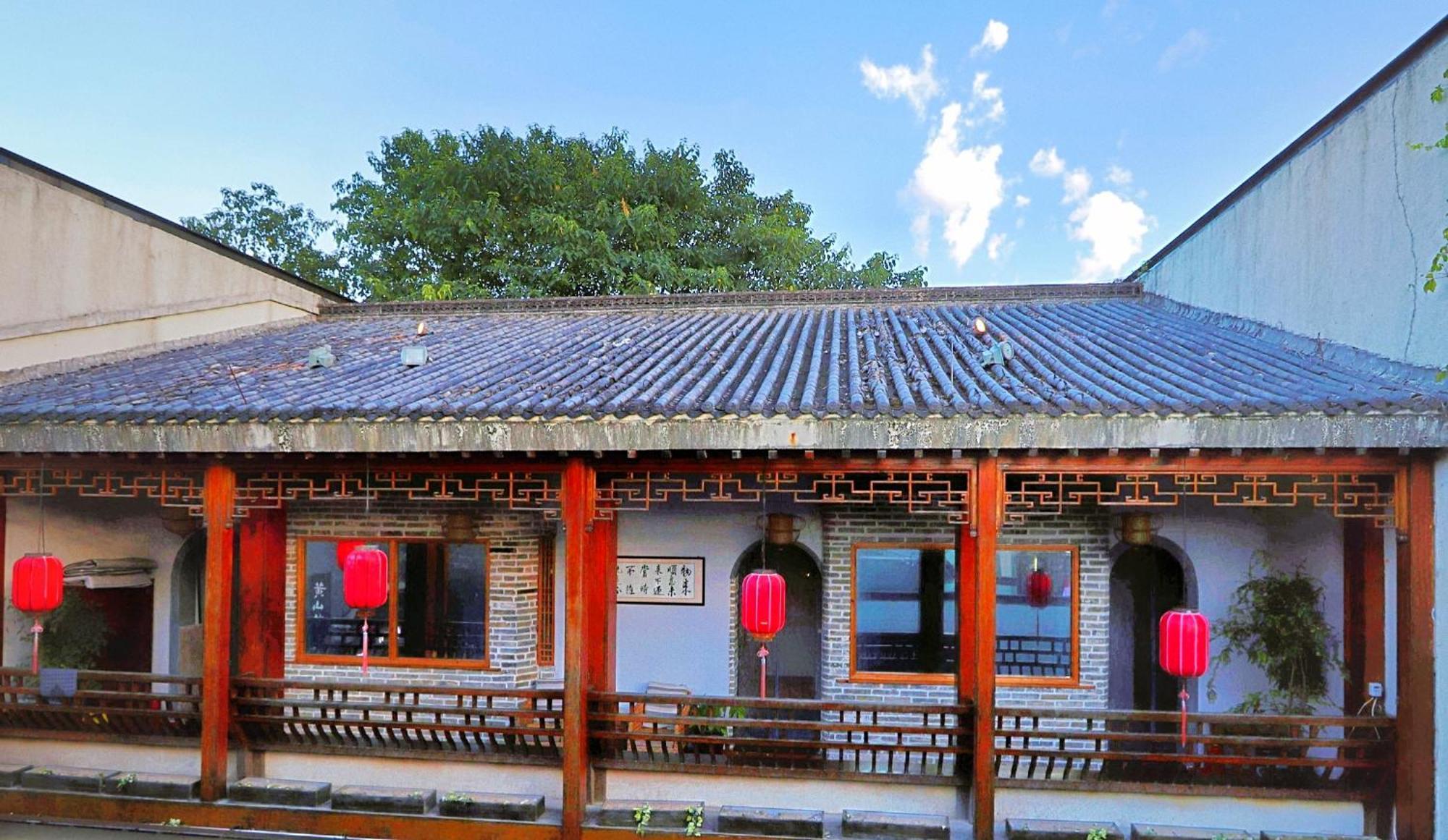 Mild Spring Boutique Hotel Montes Huang Exterior foto