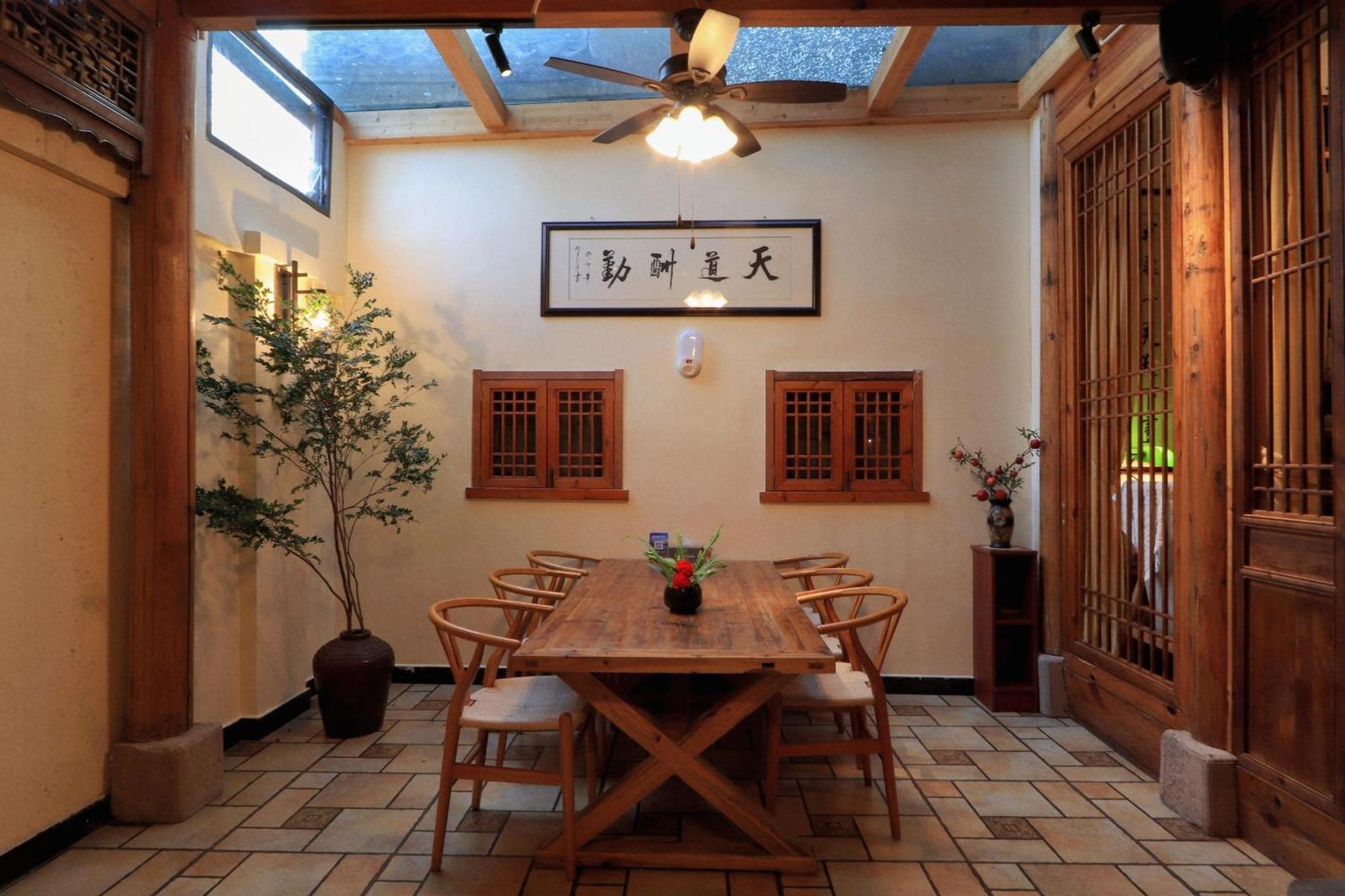 Mild Spring Boutique Hotel Montes Huang Exterior foto